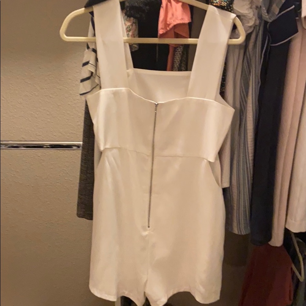 White short romper size M